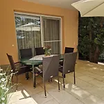 Σπίτι διακοπών Sunshine House, Direkt Am See, Eigenes Boot, Private Beach, Grill, Wlan