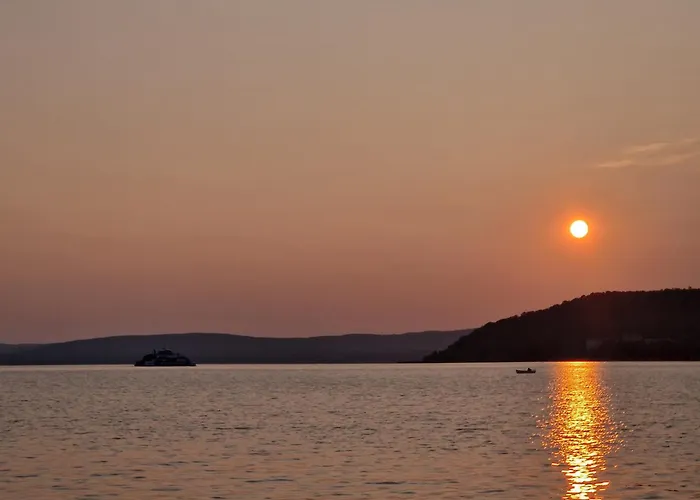 Sunshine Beach House, Direkt Am See, Eigenes Boot, Private Beach, Grill, Wlan Holiday home *