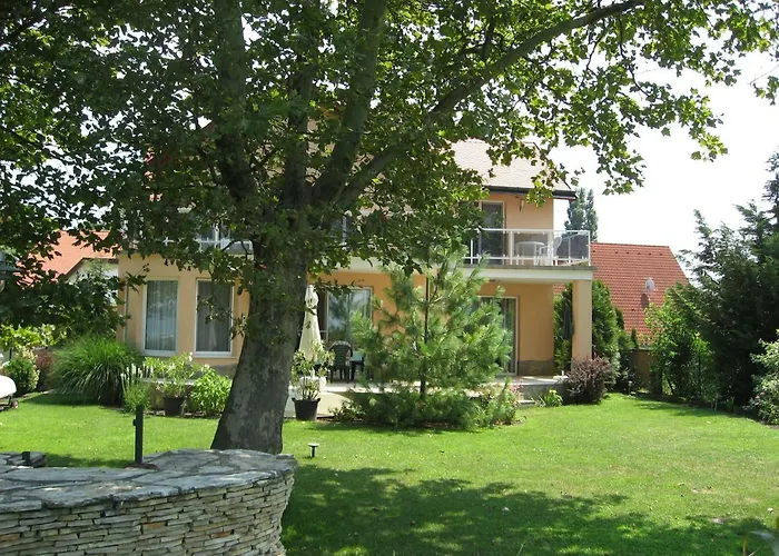 Sunshine Beach House, Direkt Am See, Eigenes Boot, Private Beach, Grill, Wlan *